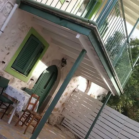 Nyaraló Traditional House