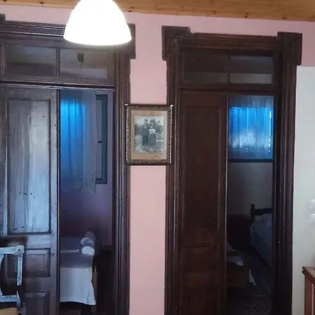 Nyaraló Traditional House Katúna